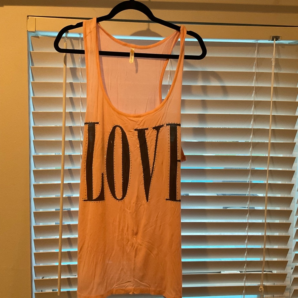 Women’s Peach 'LOVE' Graphic Tank Top